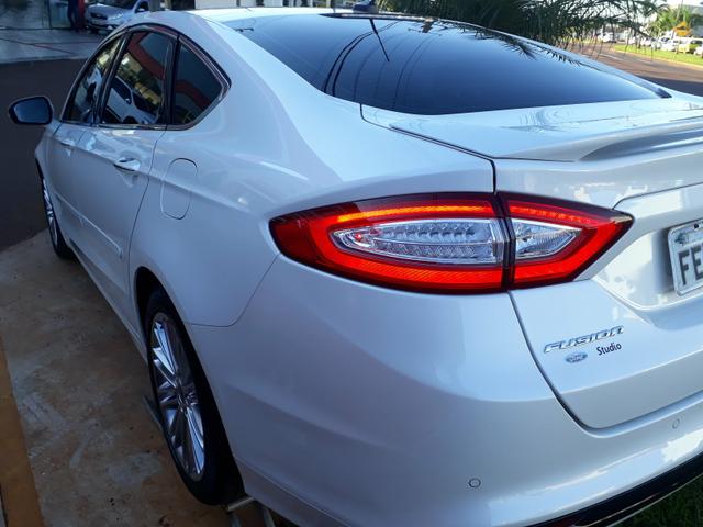 Fusion awd Titanium 2016 branco com teto solar - Foto 2