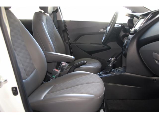 HYUNDAI HB20S 1.6 COMFORT PLUS 16V 2017 - Foto 8