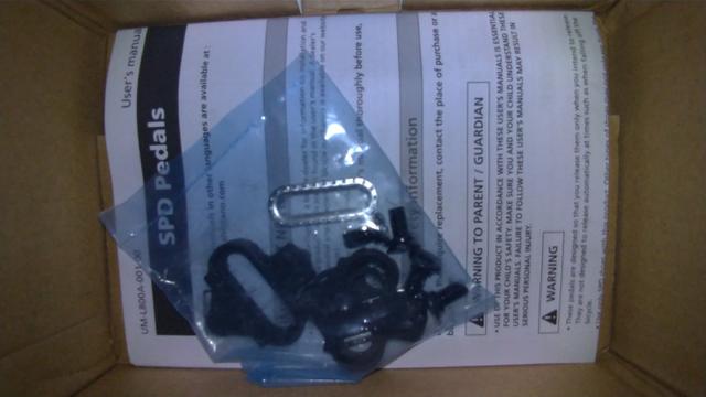 Pedal Shimano XT PD M8000 - Original, na caixa, com tacos - Foto 2