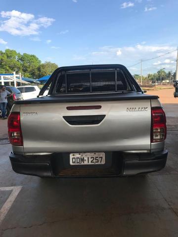 Toyota- Hilux CD 2.8 4x4 2017 - Foto 5