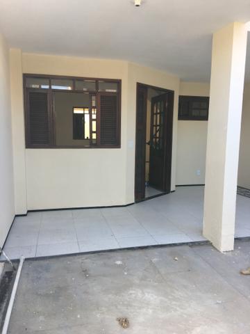 Alugo Duplex à uma quadra da Edilson Brasil Soares - Foto 4