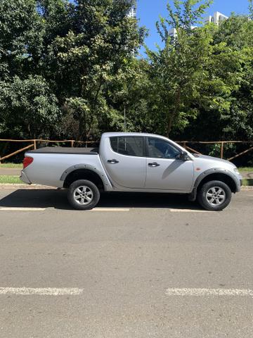 L200 Triton diesel 13.13 GLS, manual - Foto 5