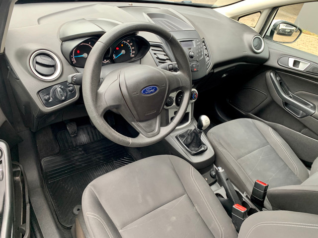 Fiesta 1.6 flex SE - Mecânico - 2016/2017 - 42000km - Foto 5