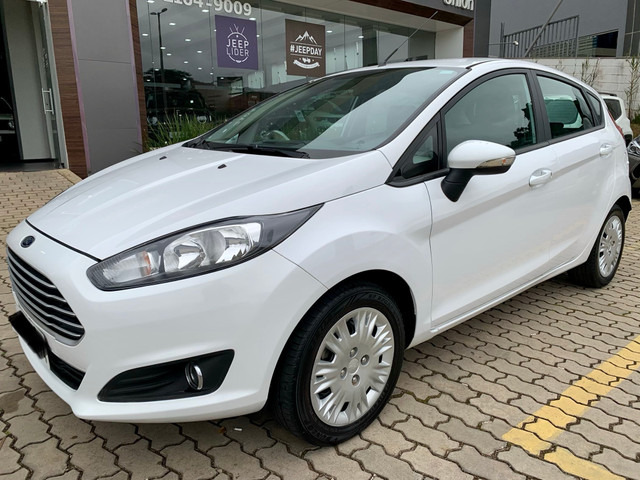 Fiesta 1.6 flex SE - Mecânico - 2016/2017 - 42000km