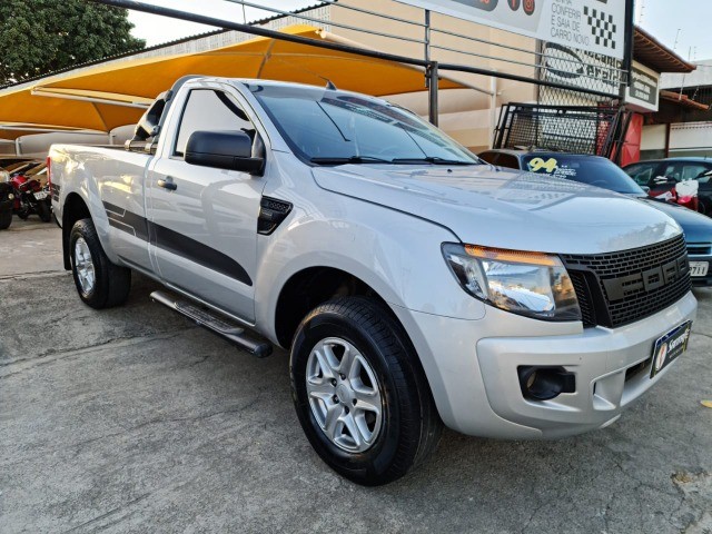FORD RANGER CS 4X2 SPORT 2.5 FLEX 2014 COM GNV @5 GERAÇÃO