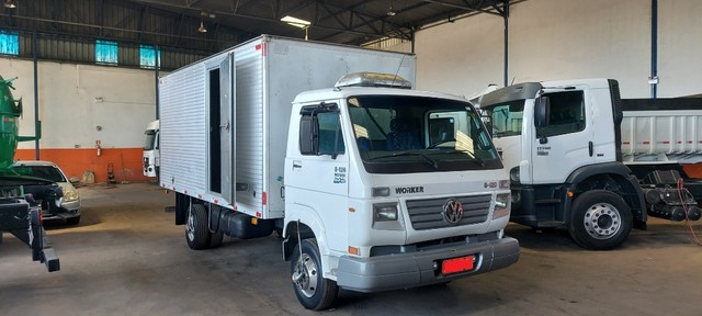 VW 8120