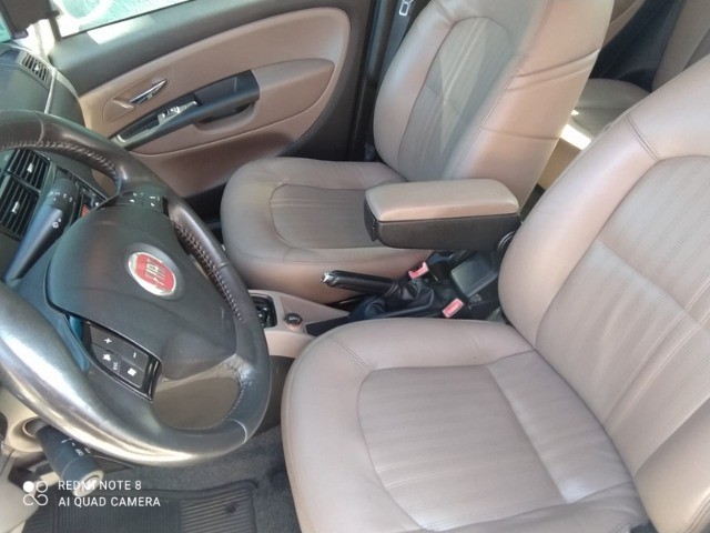 FIAT LINEA ESSENCE 2013