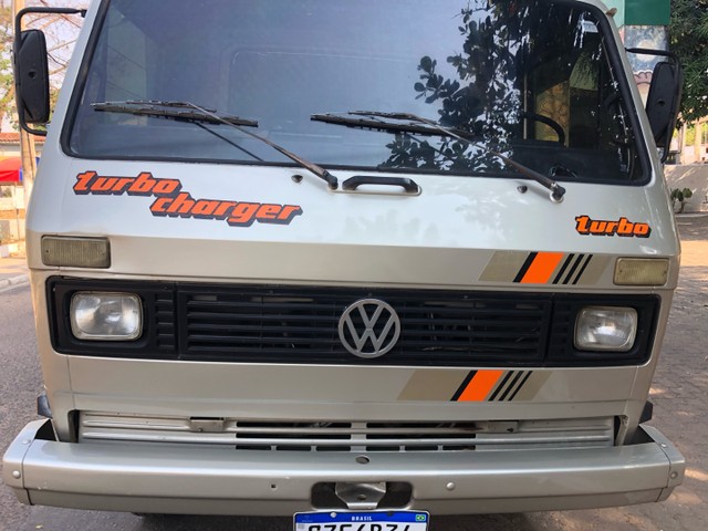 VW 7 110 ANO 1989
