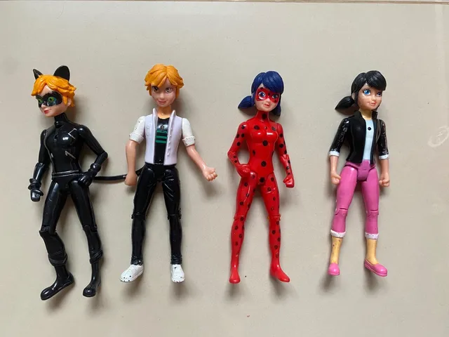 Kit Bonecos Articulados Miraculous Ladybug E Cat Noir Baby Brink