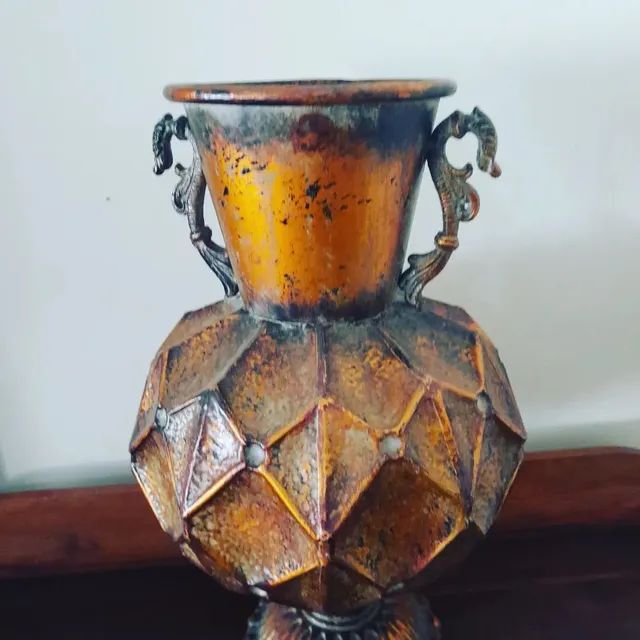 Vaso Francês centenário em metal - Foto 4