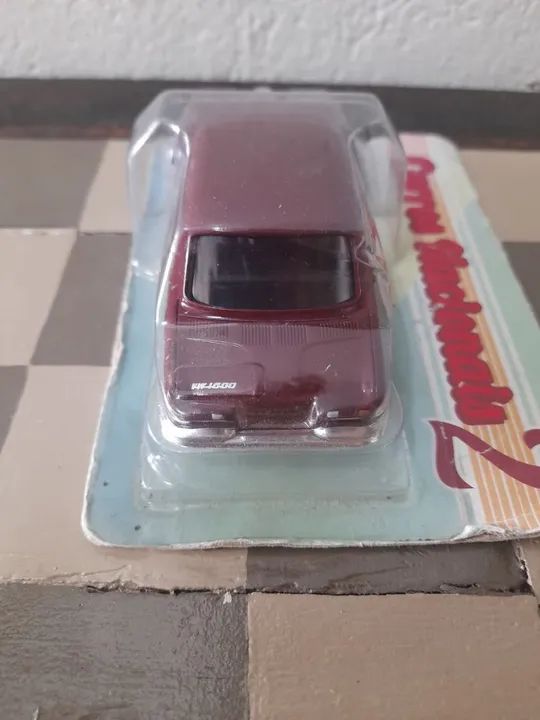 Carro Nacional de Coleção - Escala 1/43 Vê Ze do caixão  - Foto 3