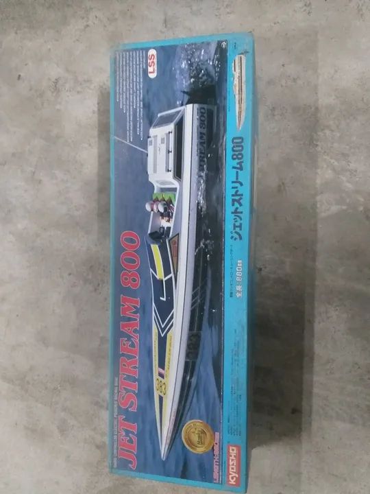 Lanchas Rádio Controle KYOSHO.