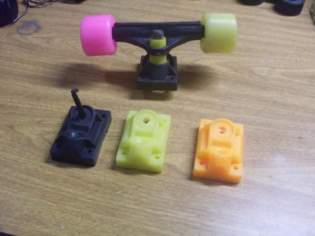 Molde Plástico Base Truck do Skate para injetora - Foto 4