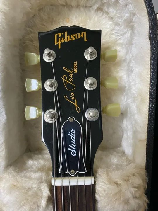 Gibson Studio 2011 - Foto 3