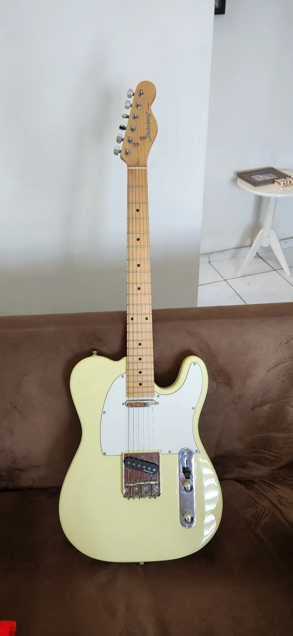 Guitarra Telecaster Strimberg