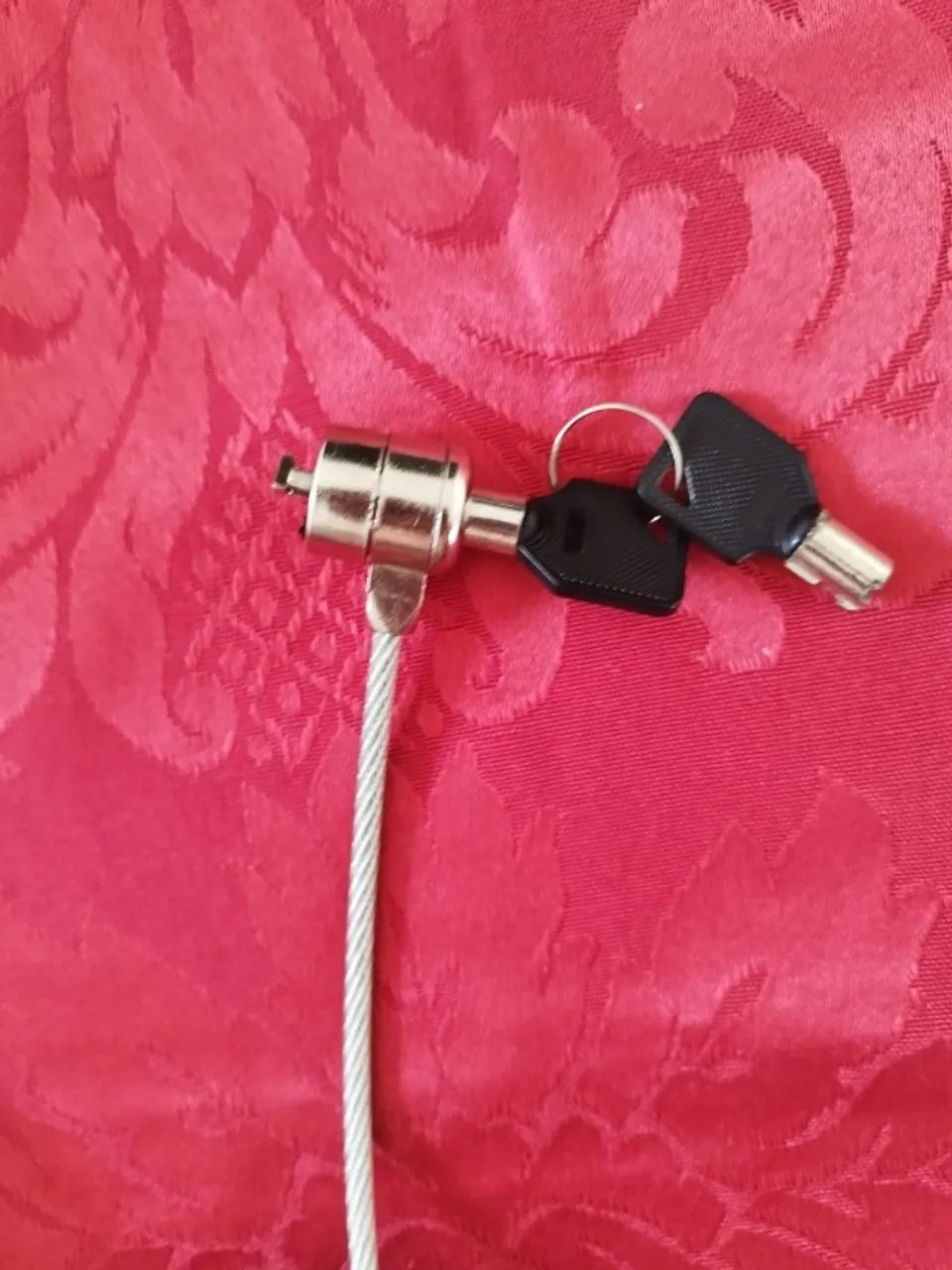 Cabo De Segurança Para Notebook Com 2 Chaves - Foto 4