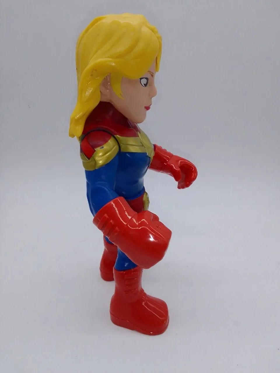 Boneco Capitã Marvel Mega Mighties Original Hasbro 2019 - Foto 5