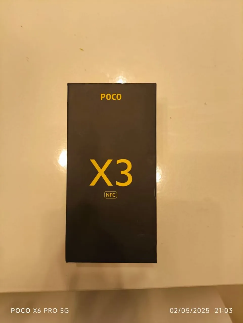 POCO X3 NFC, sem marcas de uso e todos os acessórios.