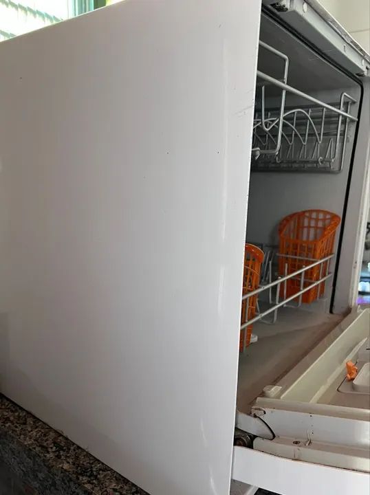 Lava louça Brastemp 8 serviços em perfeito estado - Foto 3