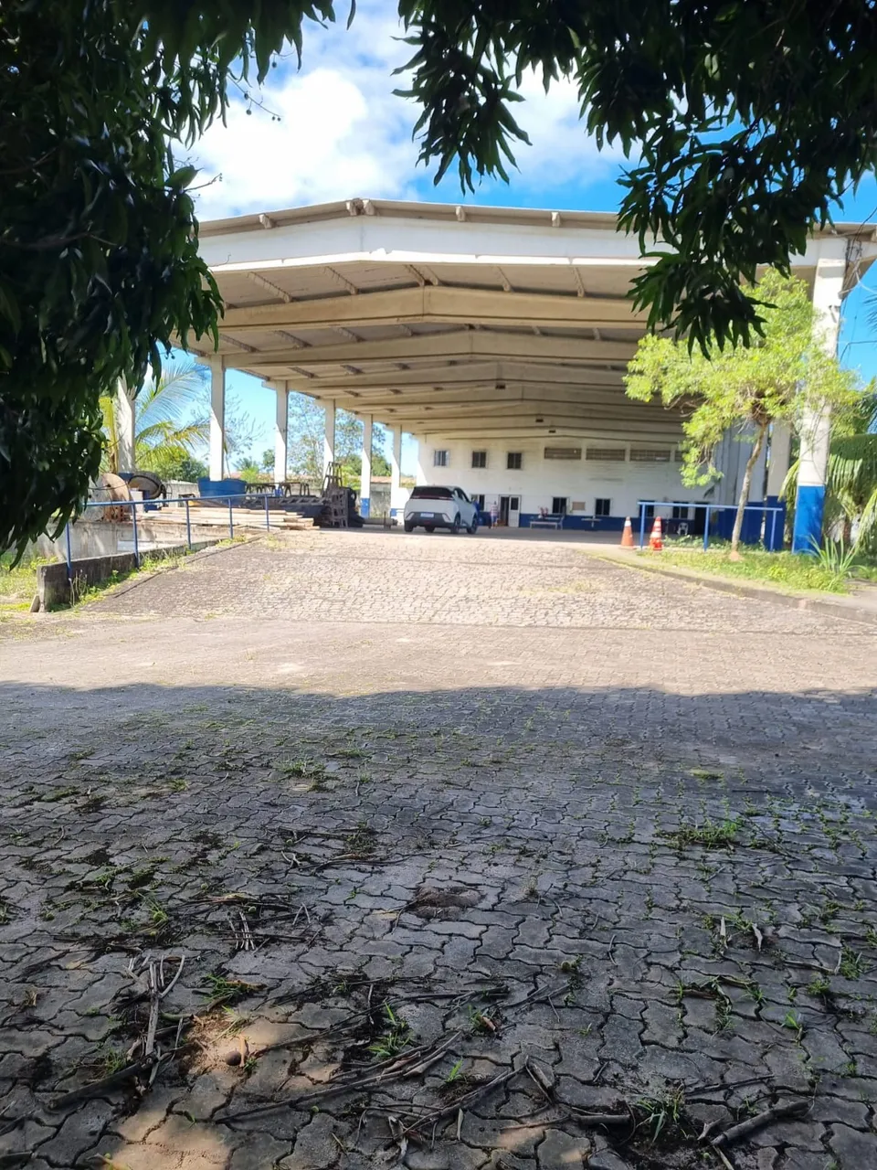 Imóvel para venda tem 1840435 metros quadrados em Jardim Limoeiro - Camaçari - BA