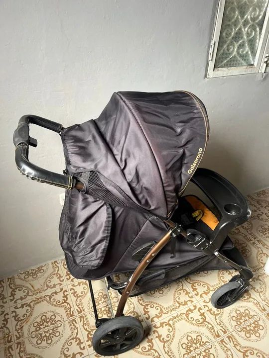 Carrinho de Bebê - Preto - Usado - Foto 5