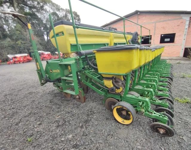 Plantadeira John Deere - 1113A. Fabricação 2013 - Foto 2
