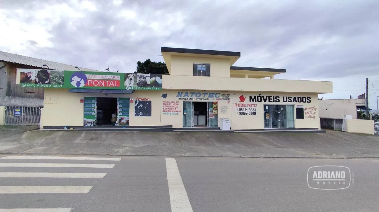 Casa com 1 dormitório para alugar, 37 m² por R$ 2.220,83/mês - Praia de Fora - Palhoça/SC