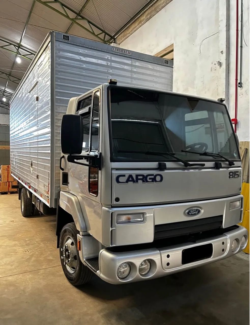 Caminhão Ford cargo 815   Baú  2011 - Foto 2