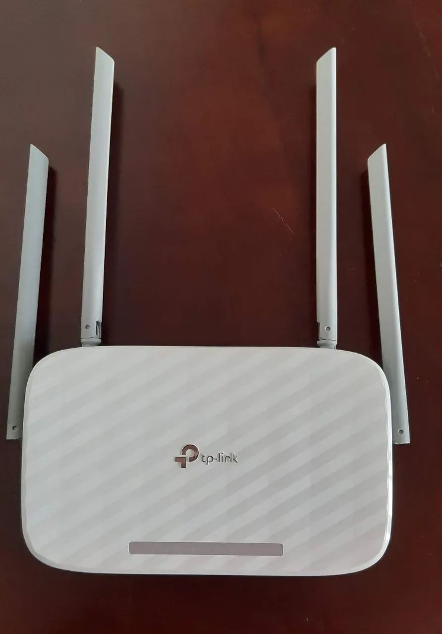 Roteador TP-Link com 4 antenas - Wi-Fi de alta performance