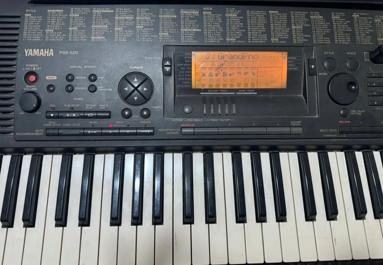 TECLADO PSR 520  - Foto 2