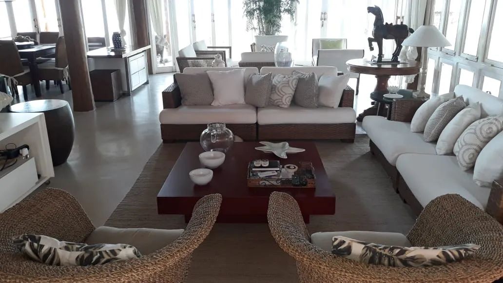 Linda casa mobiliada em condomínio de frente para o mar e próximo ao centro de Arraial d'A - Foto 2