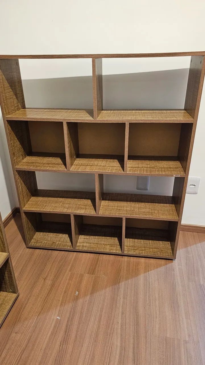 Estante de livros64352683592961120