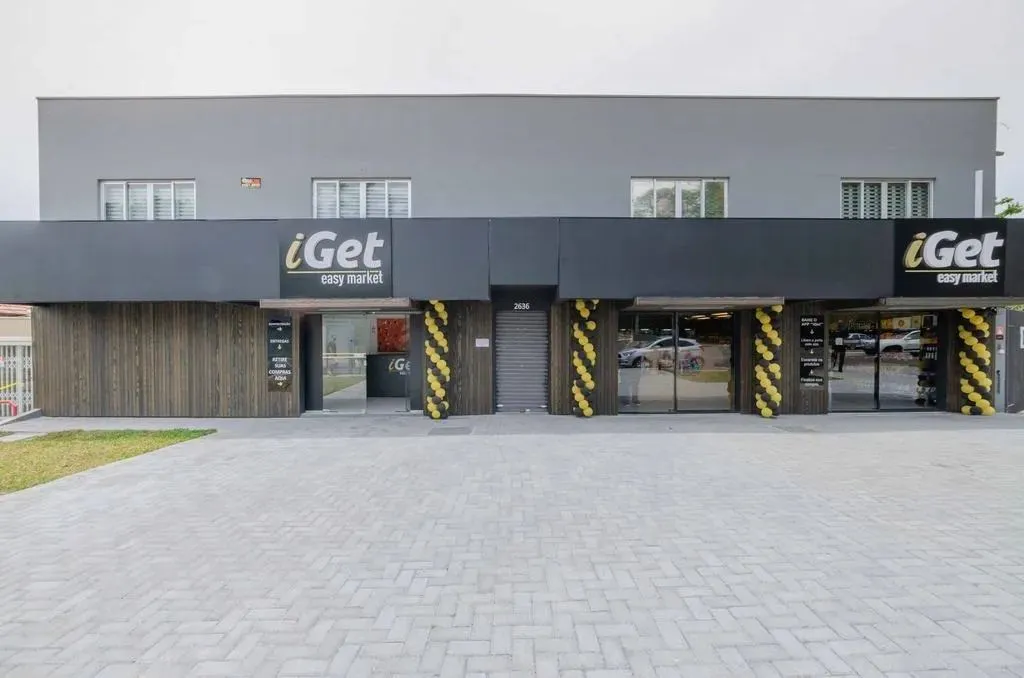 Sala/Conjunto Comercial no Mercês de 38,00 m² - 00820.002-KD