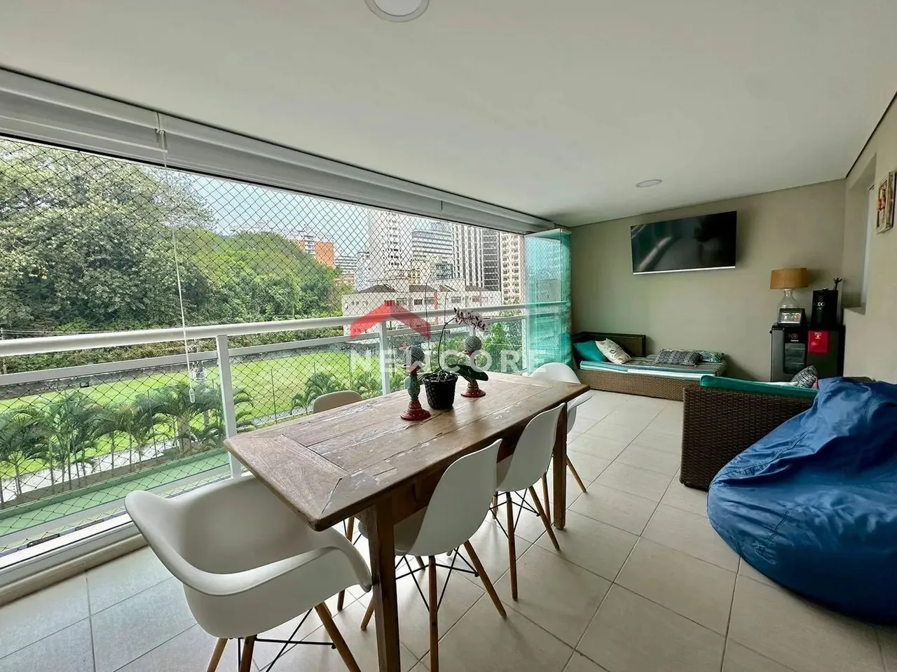 Apartamento em Rua Doutor Gervásio Bonavides - Vila Luis Antônio - Guarujá/SP