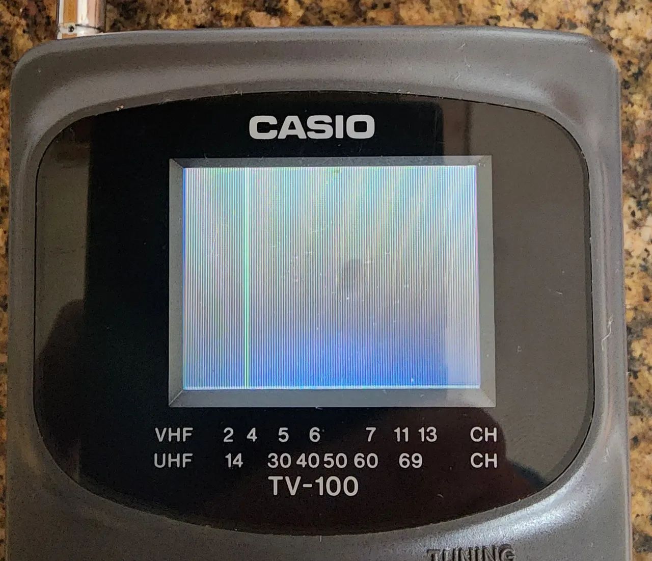 TV Portátil Casio TV-100 - Foto 2