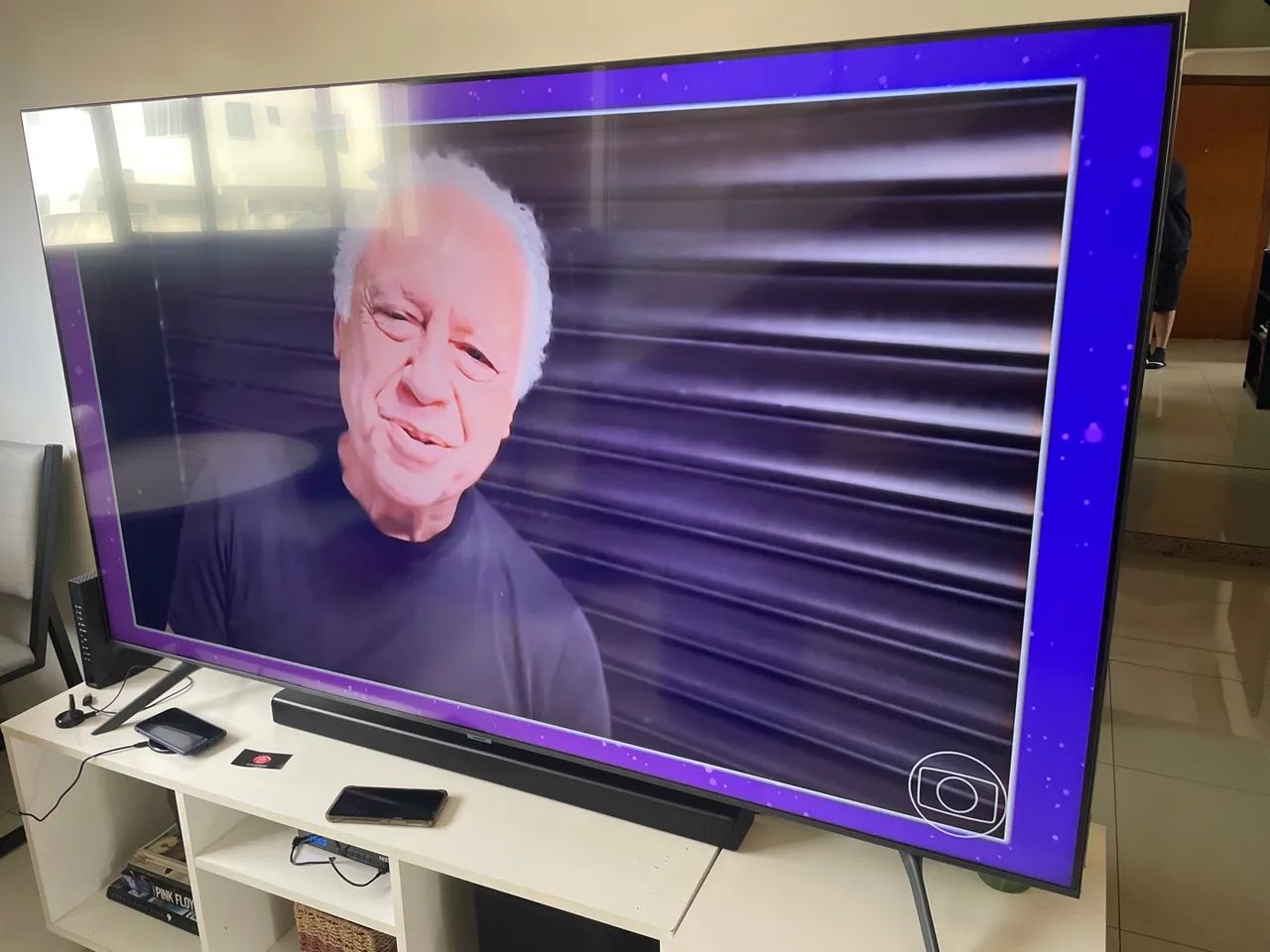 Smart TV 75" Crystal UHD 4K Samsung  - Foto 5