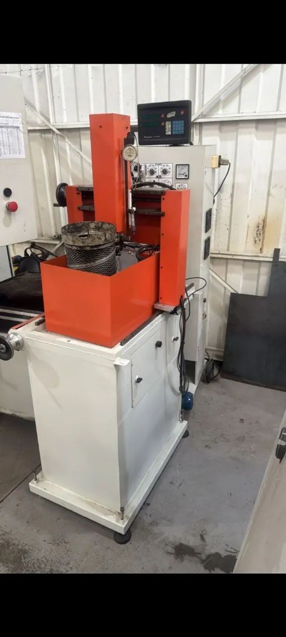 Eletroerosão  - Foto 2