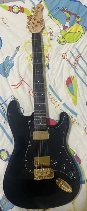 Guitarra Seizi Vintage Ronin HH - Black Gold