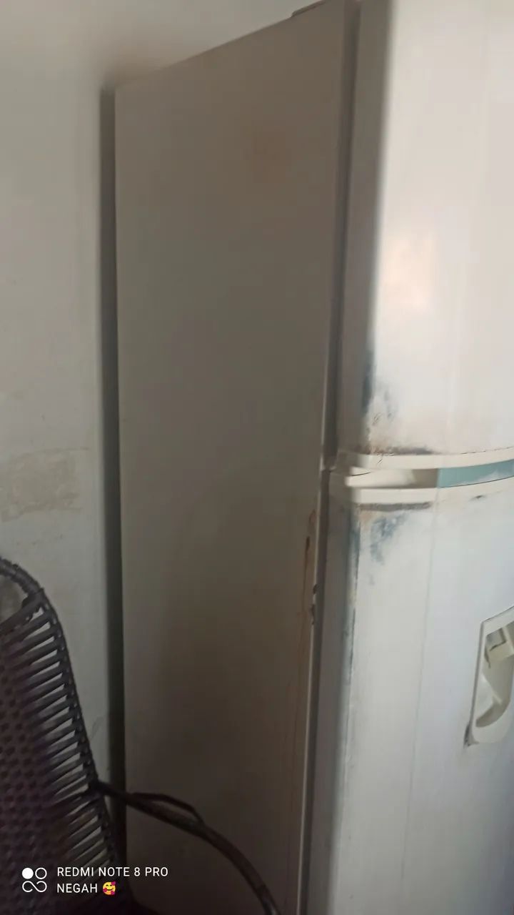Geladeira com defeito 