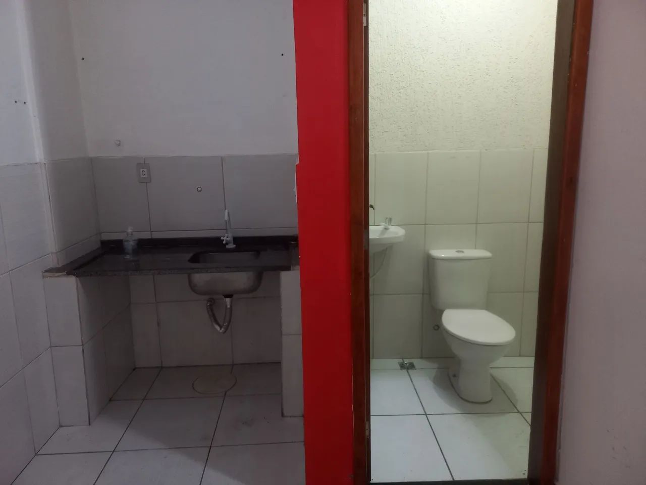 LOJÃO NA PRINCIPAL da QS 4, CONJ 1, MEDINDO 8.5X18.5m, pe direto 3.40m FONE 61 9. *  - Foto 3
