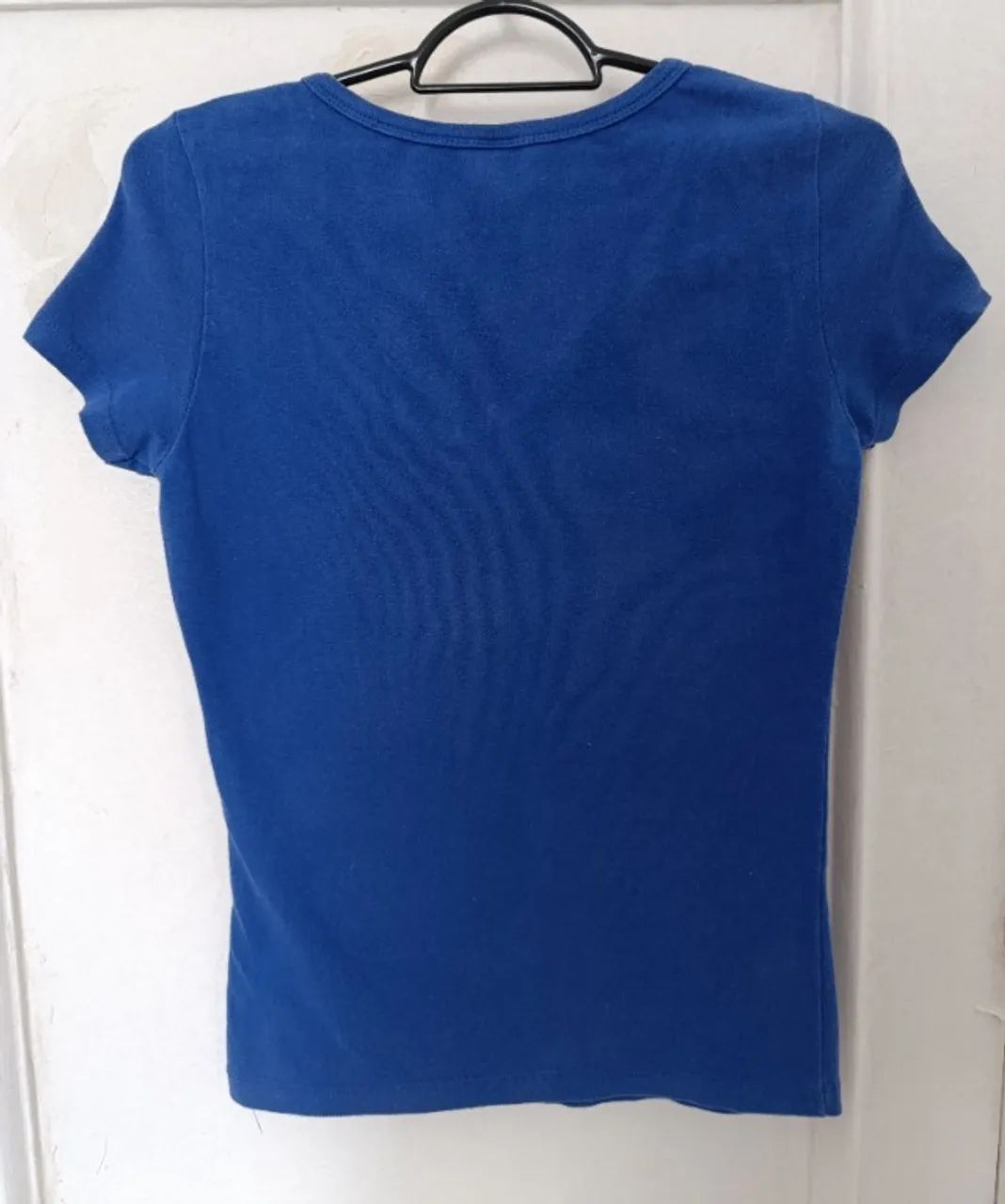 Camisa blusa feminina azul em algodão e elastano. Marca Hering. Tamano M. - Foto 2