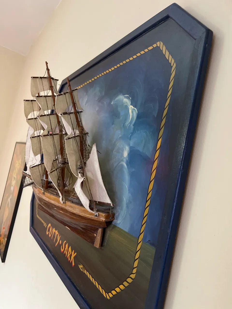 Quadro náutica em 3D com barco saindo pra fora antigo  - Foto 3