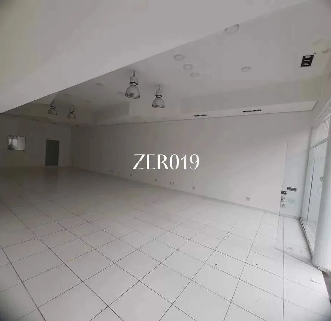 Salão Comercial para alugar com 255m², 1 dormitório e 5 vagas no bairro Nova Campinas, Cam - Foto 4