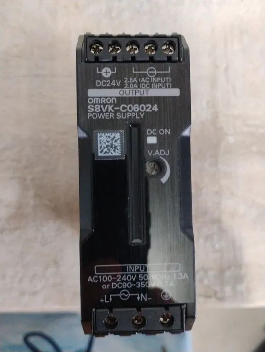 Fonte de Alimentação OMRON S8VK-C06024 - Foto 2