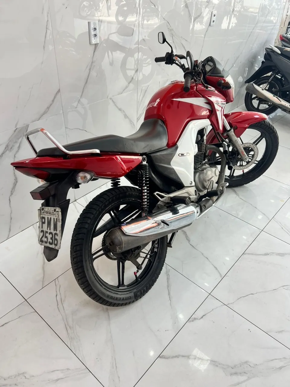 Titan 150 2015