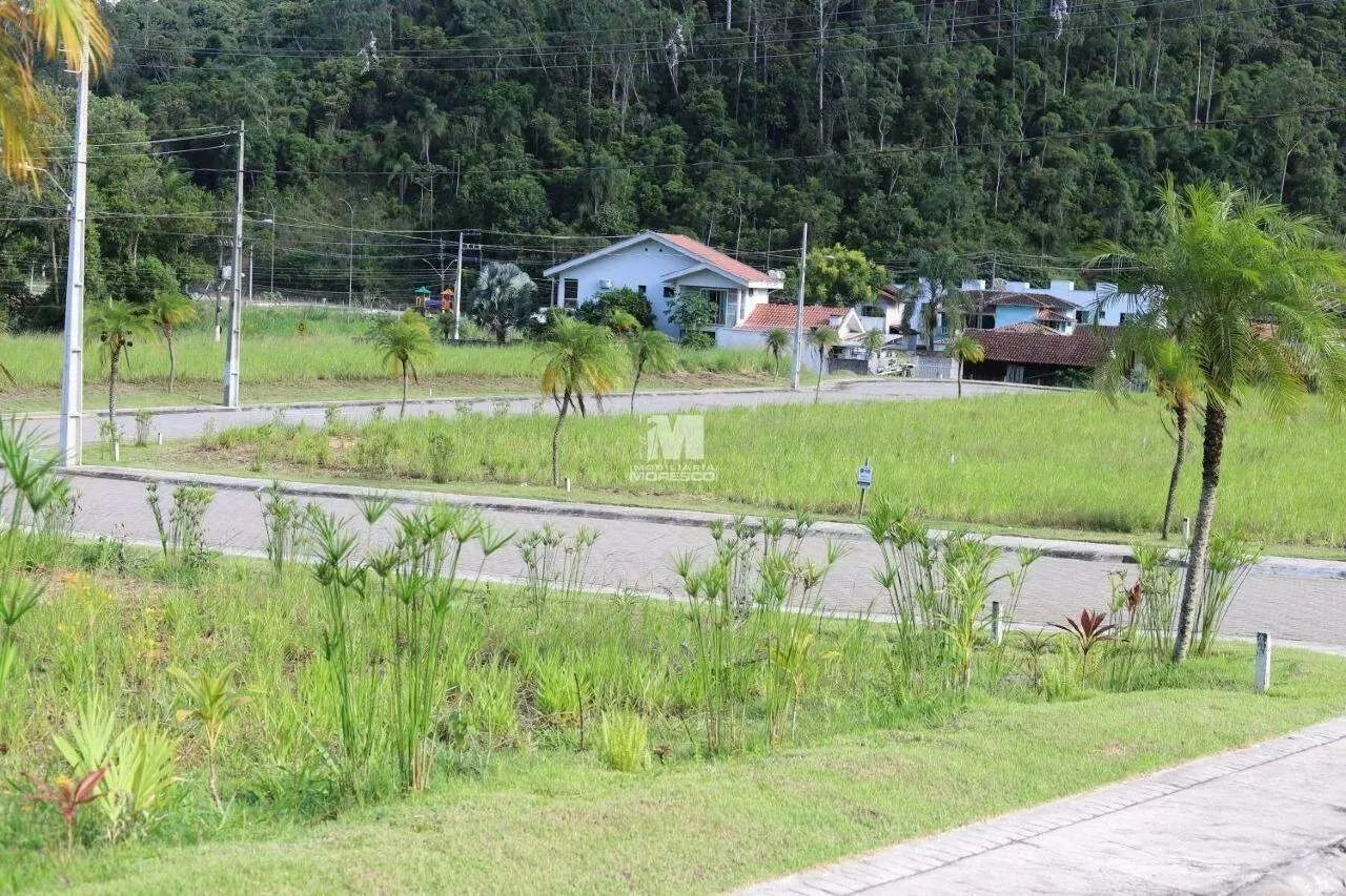 RECANDO DA LUA - SEU REFUGIO NO BATEAS - LOTES DE 240 A 469,00 MTS