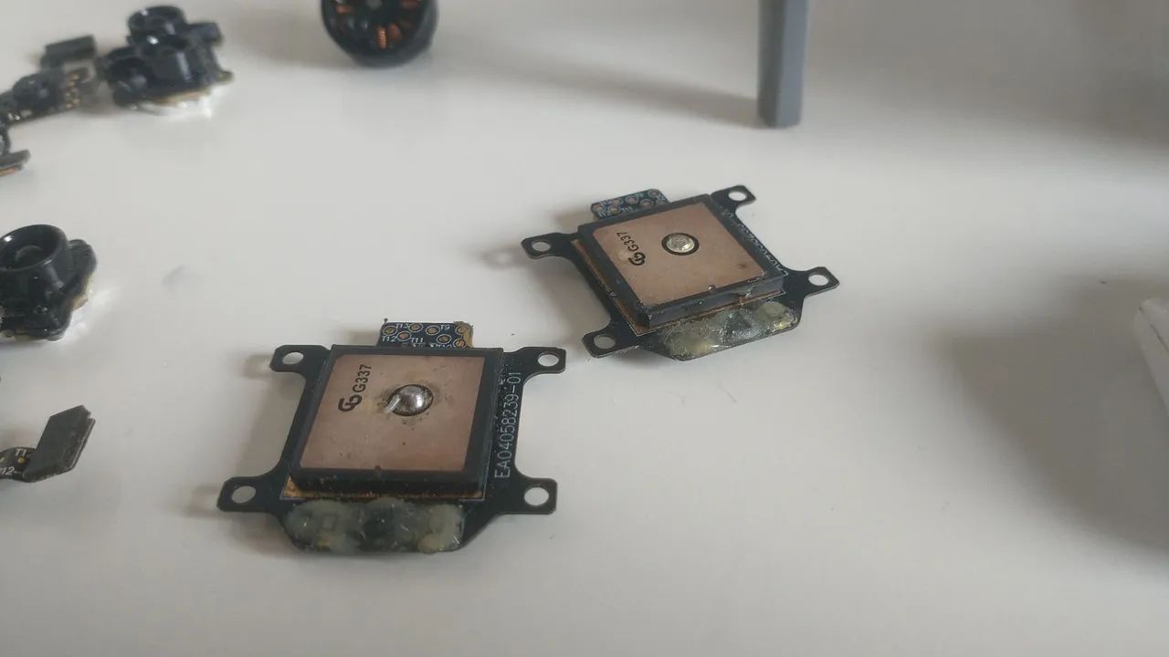 Peças para hubsan Zino mini - Foto 3