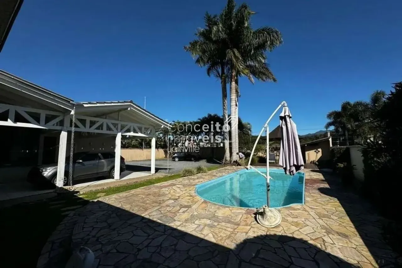 Casa ampla - Vila Nova - Joinville/SC 228 m²