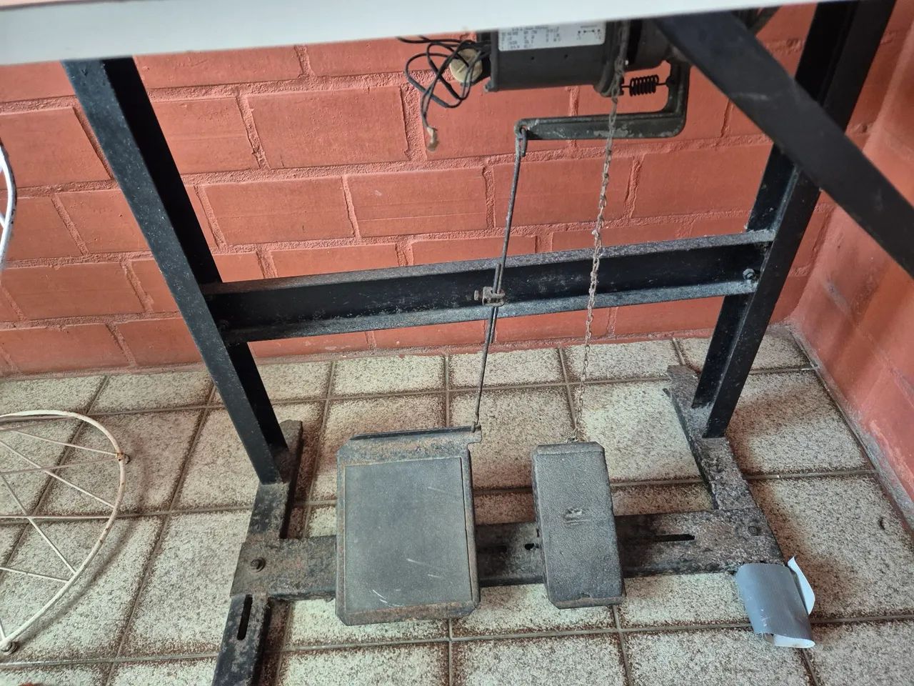 Máquina de costura overlock industrial - Foto 5