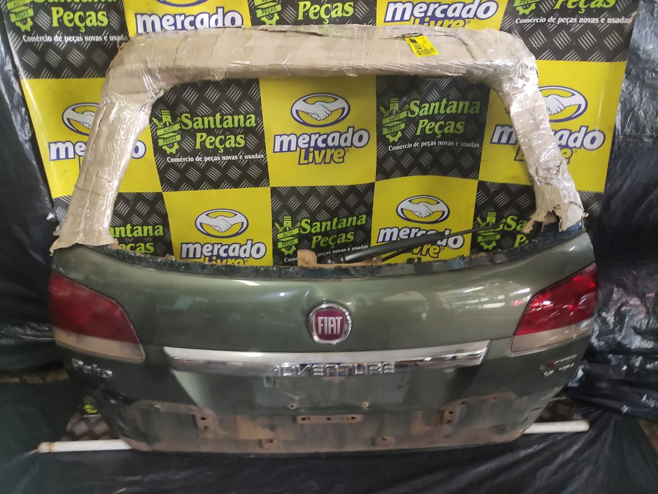 Tampa traseira Palio weekend original